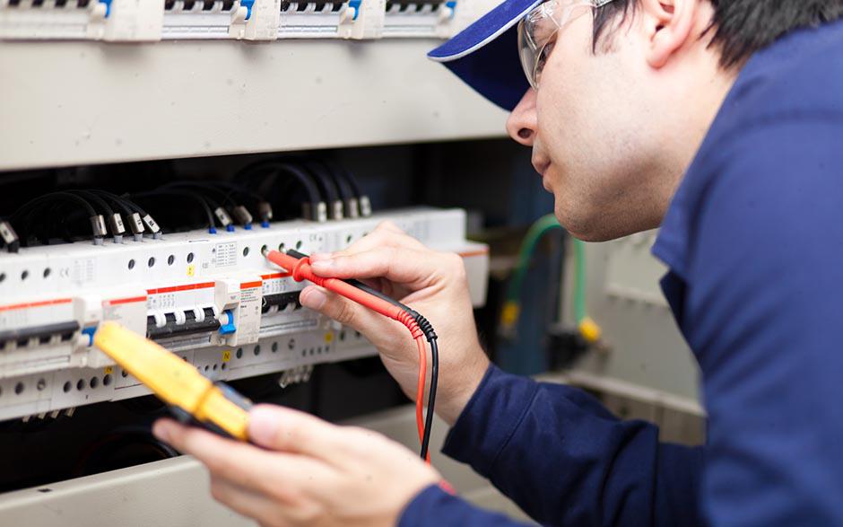 trouver un électricien Étampes